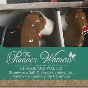 The Pioneer Woman Charlie and Walter Salt & Pepper